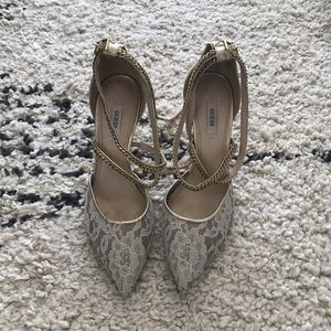 Guess lace heel